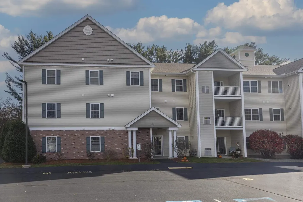 65 Fordway Extension Derry NH 03038