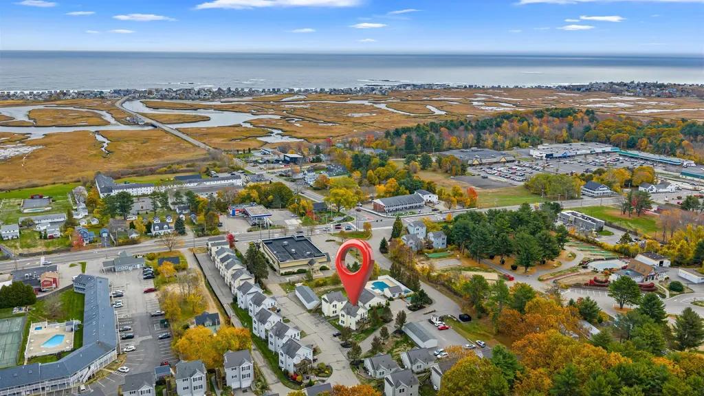 35 Barefoot Cottage Road Wells ME 04090