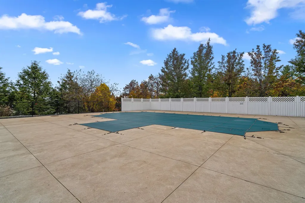 35 Barefoot Cottage Road Wells ME 04090