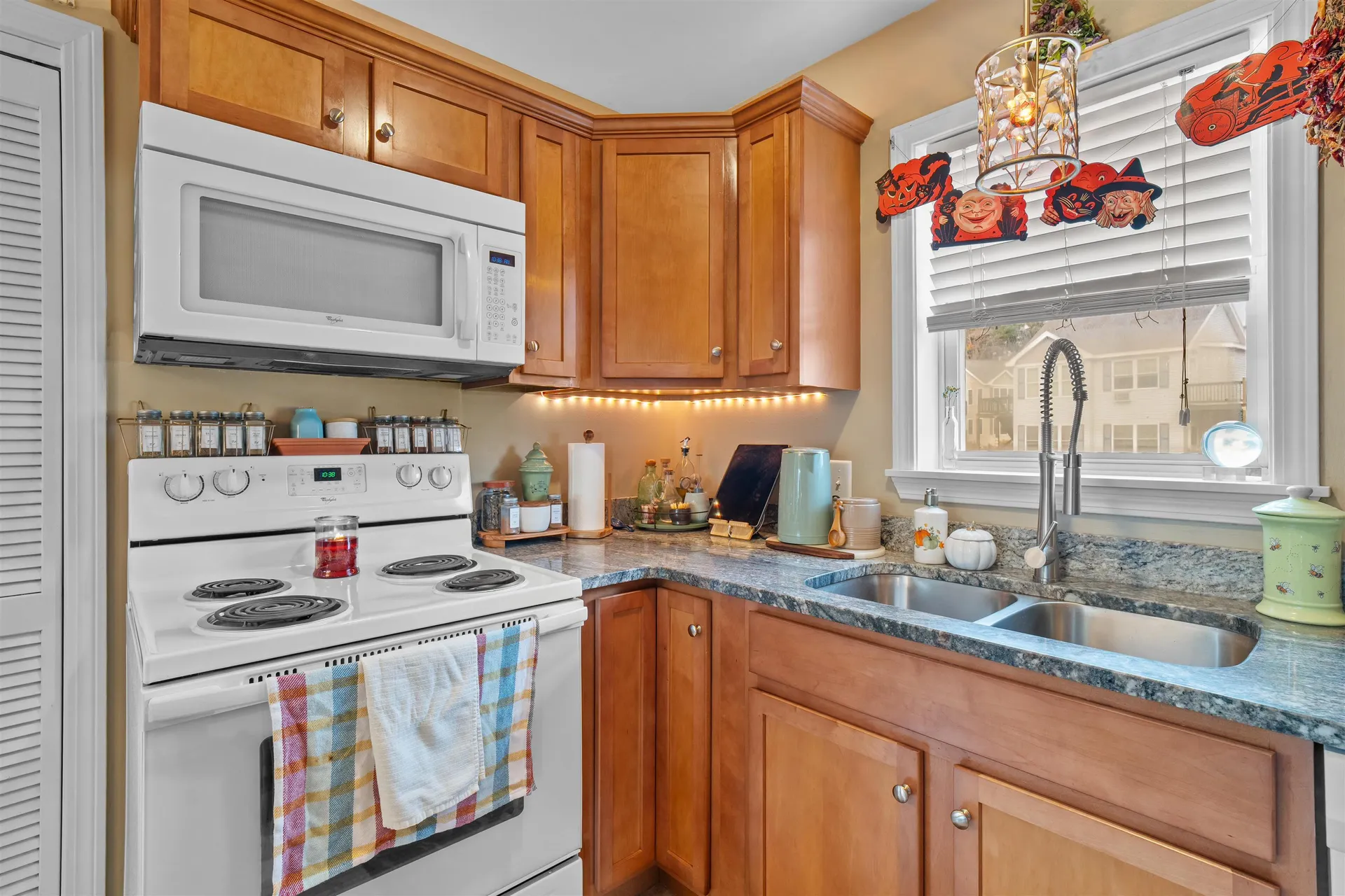 35 Barefoot Cottage Road Wells ME 04090