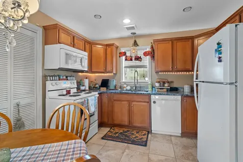 35 Barefoot Cottage Road Wells ME 04090