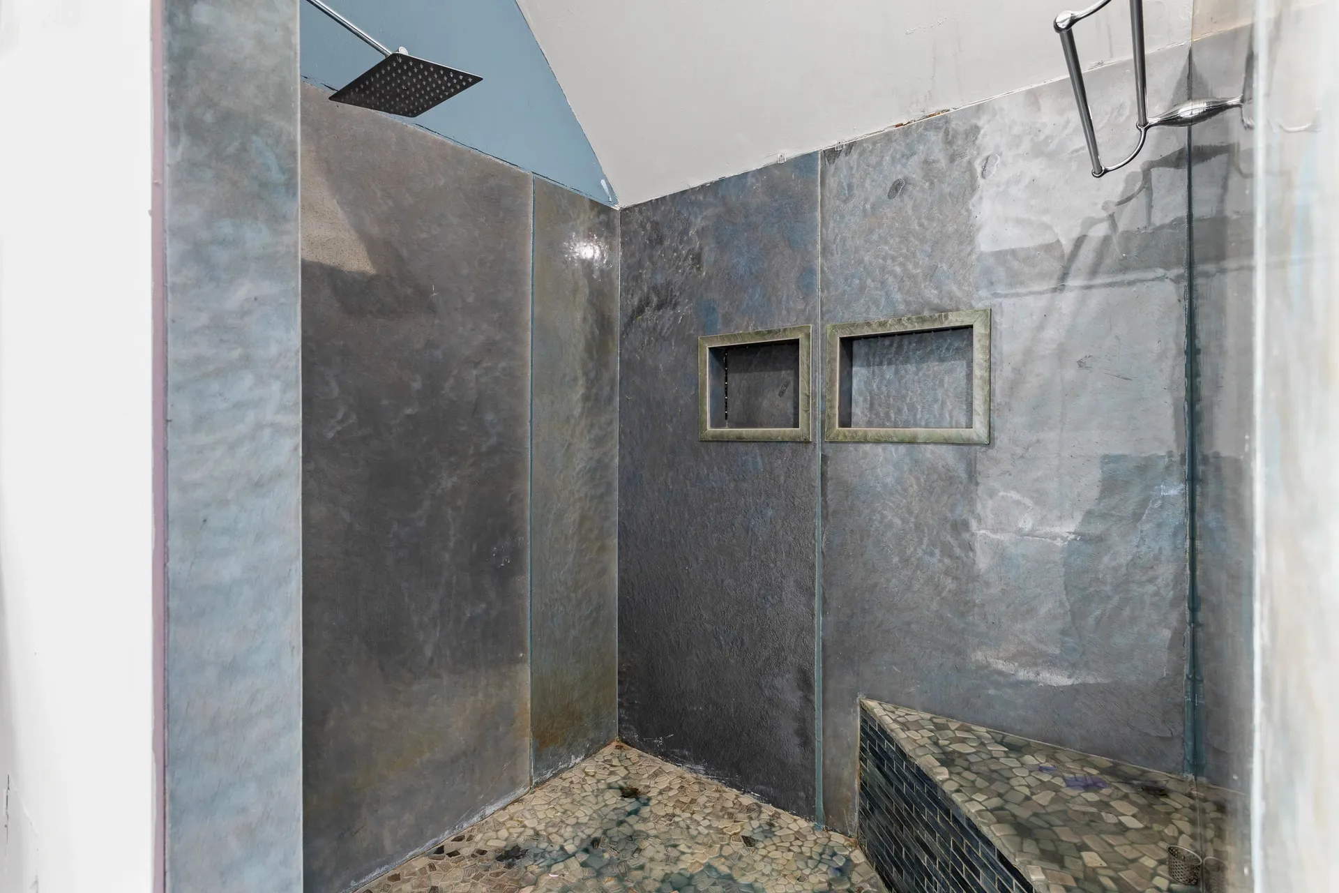 128 Roberts Hill Road Claremont NH 03743