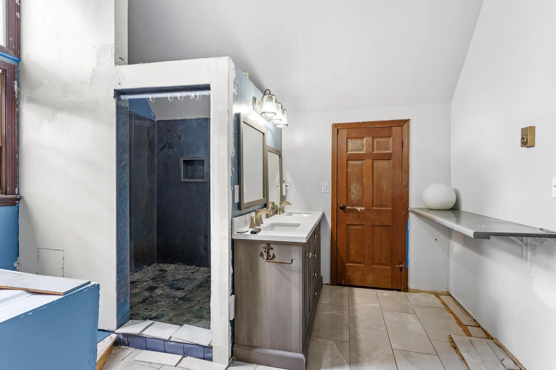 128 Roberts Hill Road Claremont NH 03743