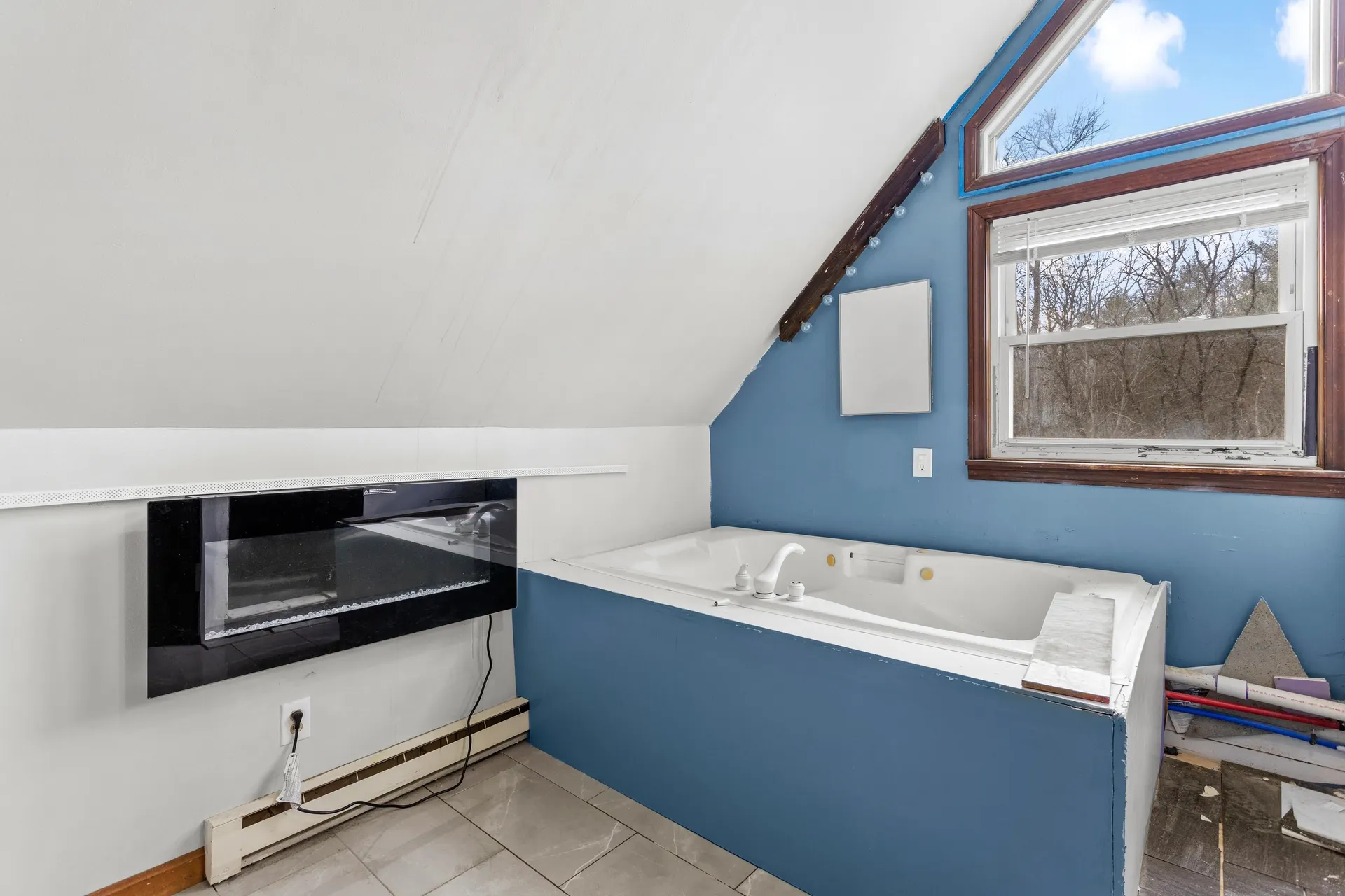 128 Roberts Hill Road Claremont NH 03743