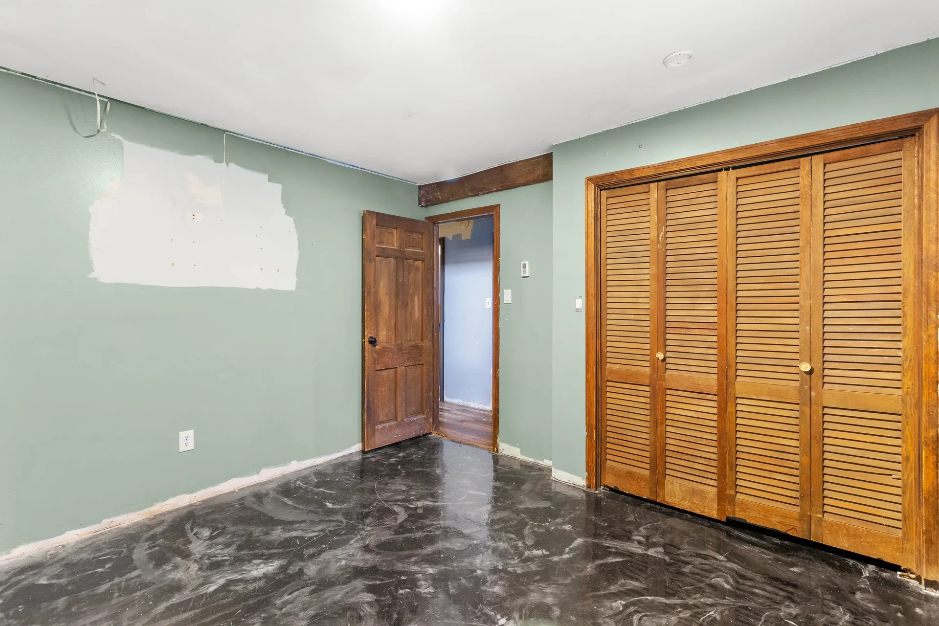 128 Roberts Hill Road Claremont NH 03743