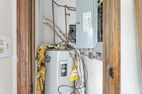 128 Roberts Hill Road Claremont NH 03743