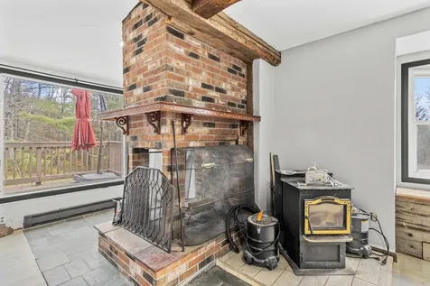 128 Roberts Hill Road Claremont NH 03743