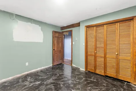 128 Roberts Hill Road Claremont NH 03743