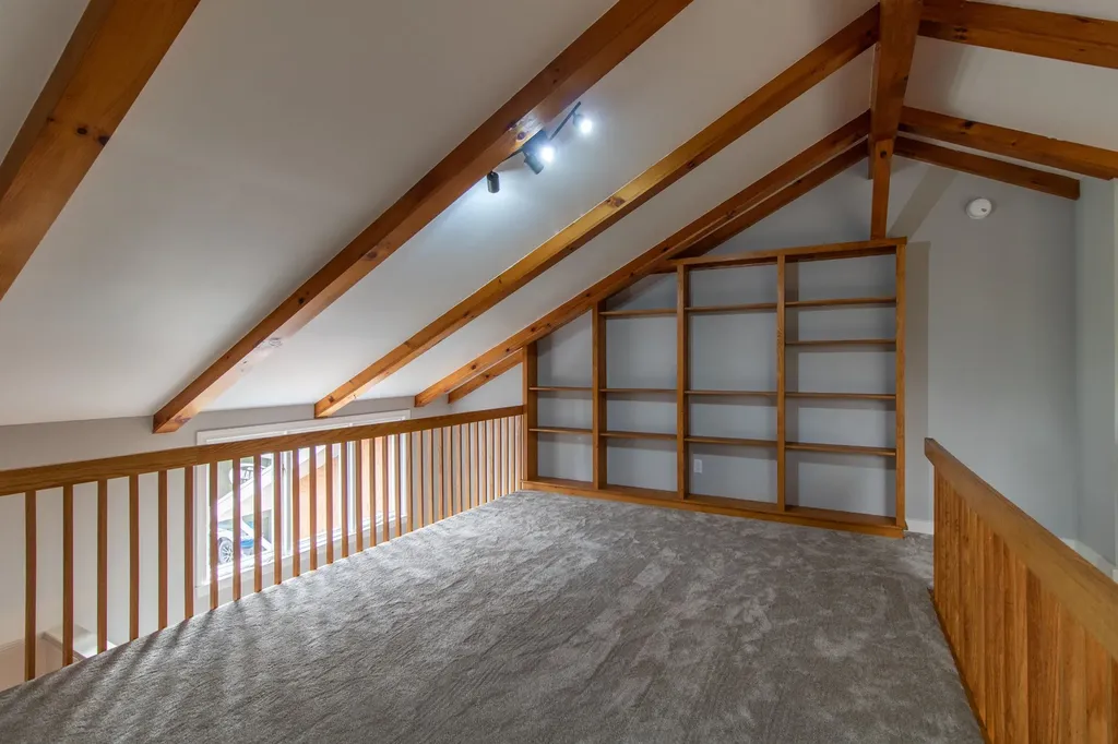 742 Highland Avenue Newport City VT 05855