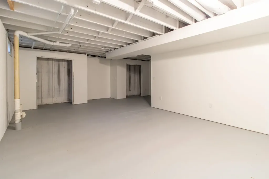 742 Highland Avenue Newport City VT 05855