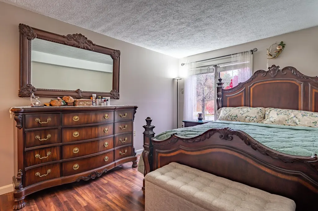 11 Timberwood Drive Goffstown NH 03045