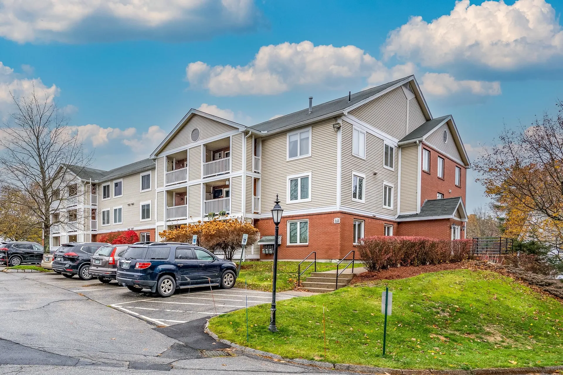 11 Timberwood Drive Goffstown NH 03045