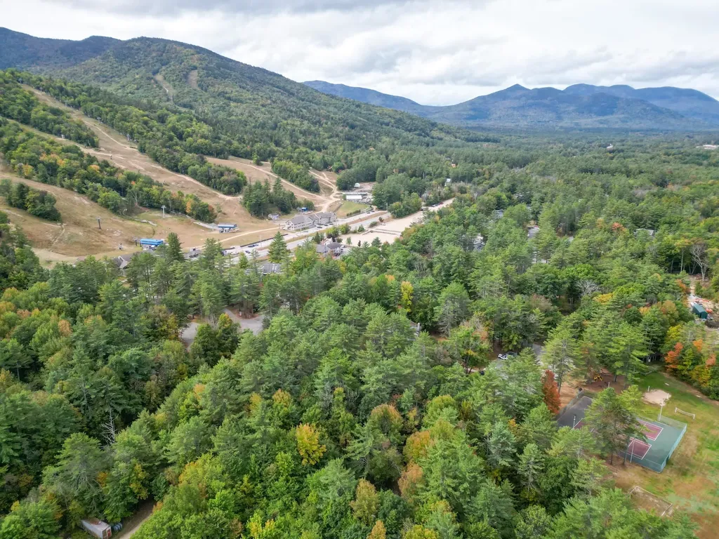 8H River Run Drive Bartlett NH 03812