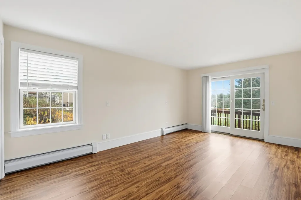 10 Highland Ridge Road New London NH 03257