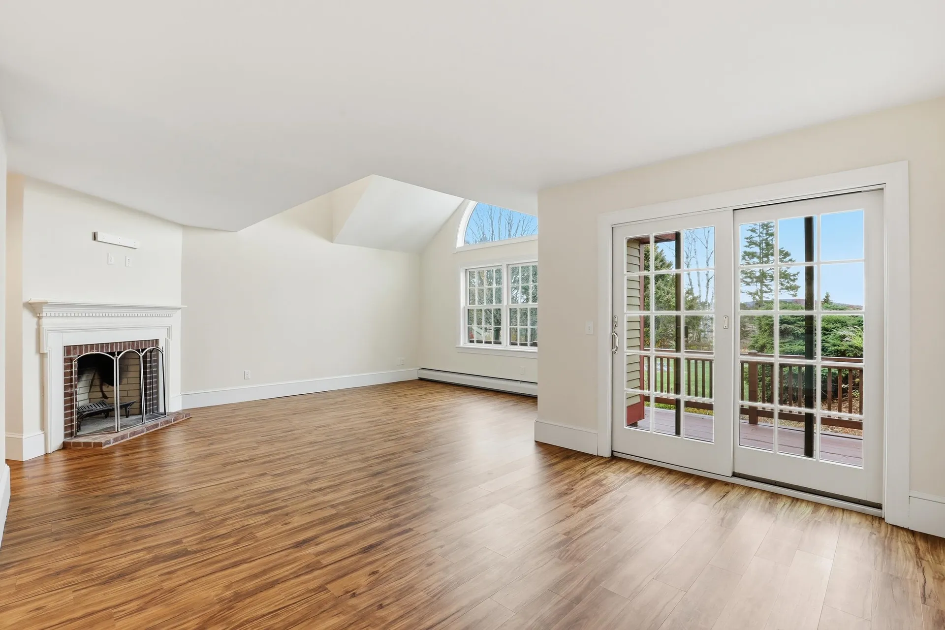 10 Highland Ridge Road New London NH 03257