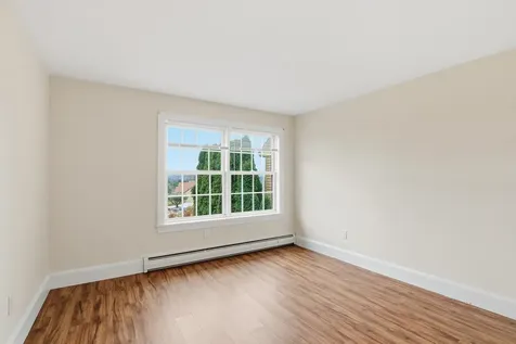 10 Highland Ridge Road New London NH 03257