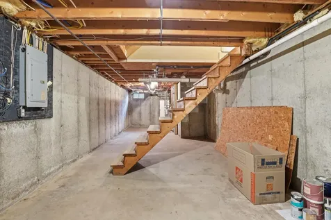 10 Highland Ridge Road New London NH 03257