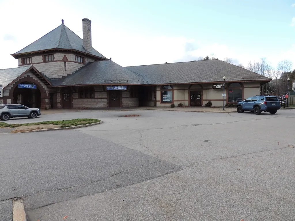 11 Veterans Square Laconia NH 03246