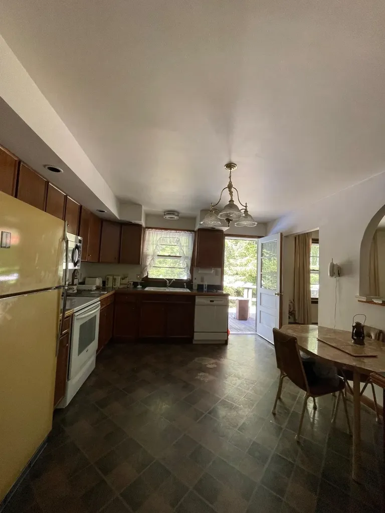 1868 Pond Road Fletcher VT 05464