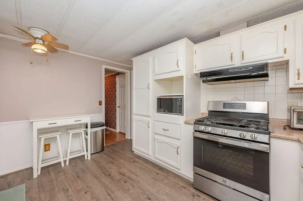 5 Bermuda Lane Rochester NH 03867