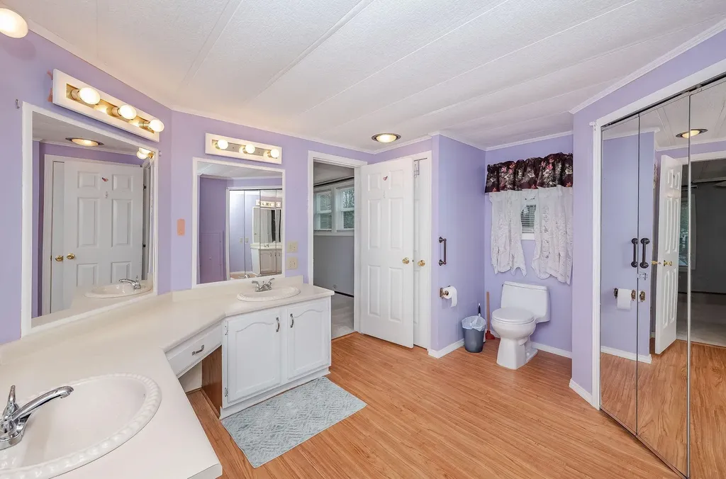 5 Bermuda Lane Rochester NH 03867