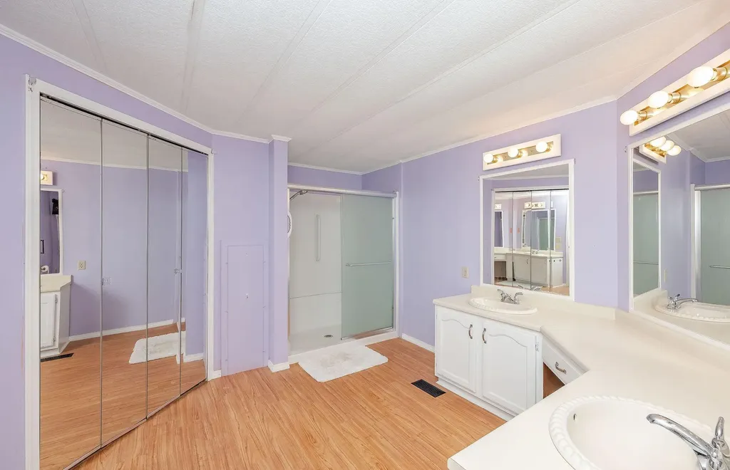 5 Bermuda Lane Rochester NH 03867