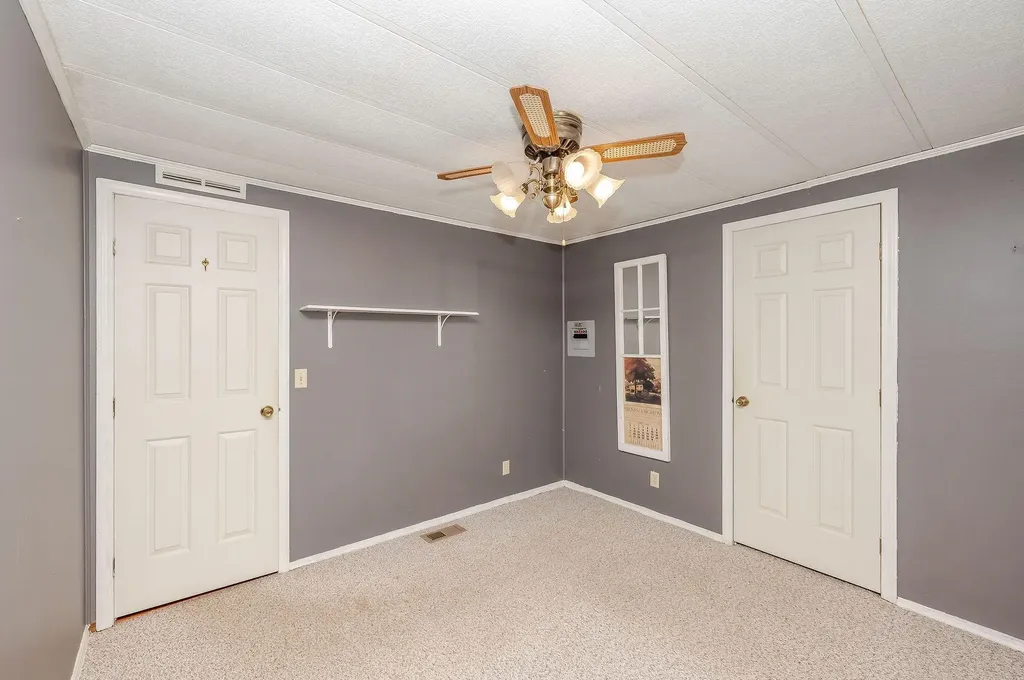 5 Bermuda Lane Rochester NH 03867