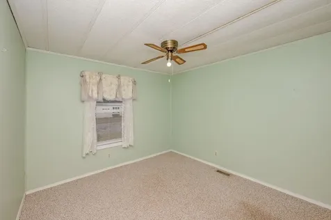 5 Bermuda Lane Rochester NH 03867