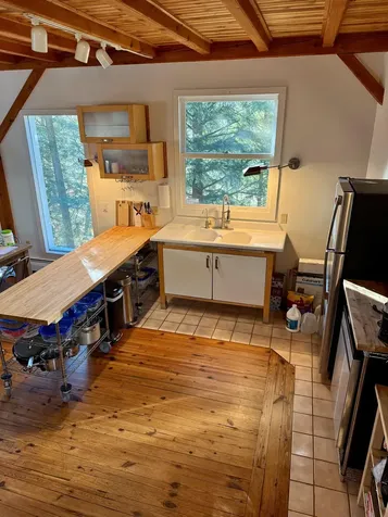 682 E. Manchester Road Manchester VT 05255