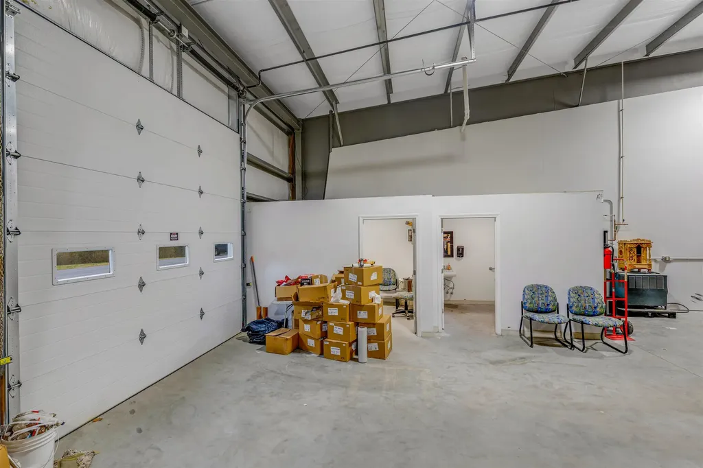 34 Route 125 Kingston NH 03848