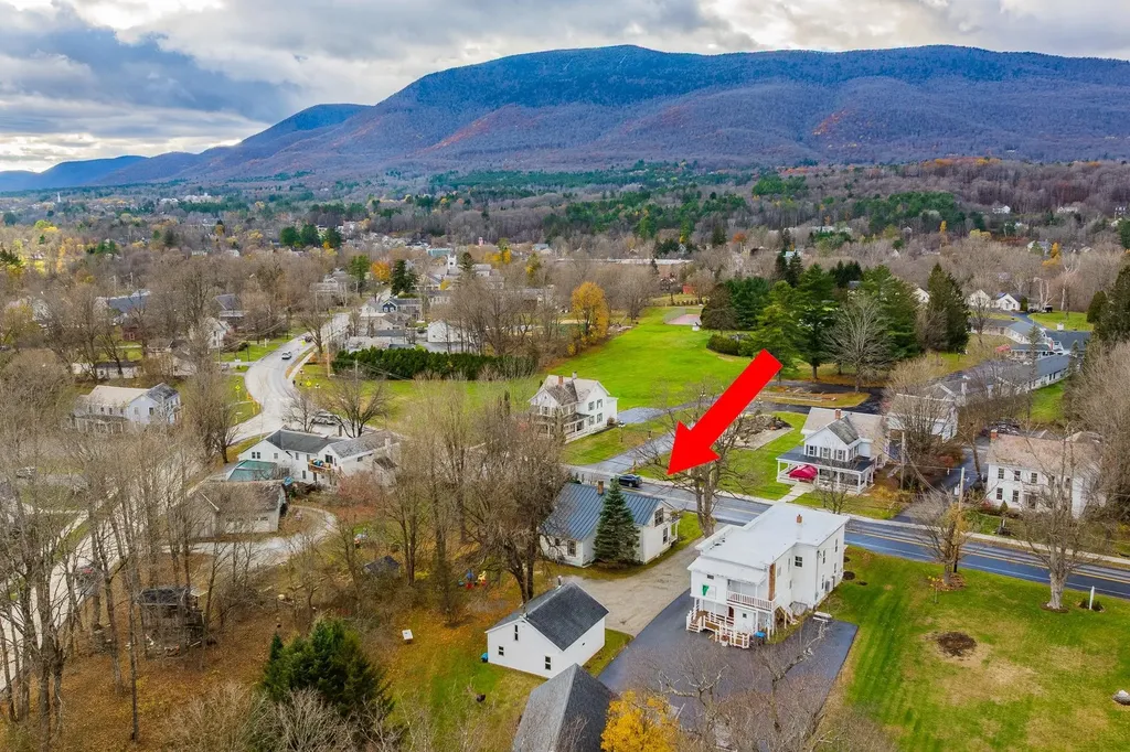 5406 - 5408 Main Street Manchester VT 05255