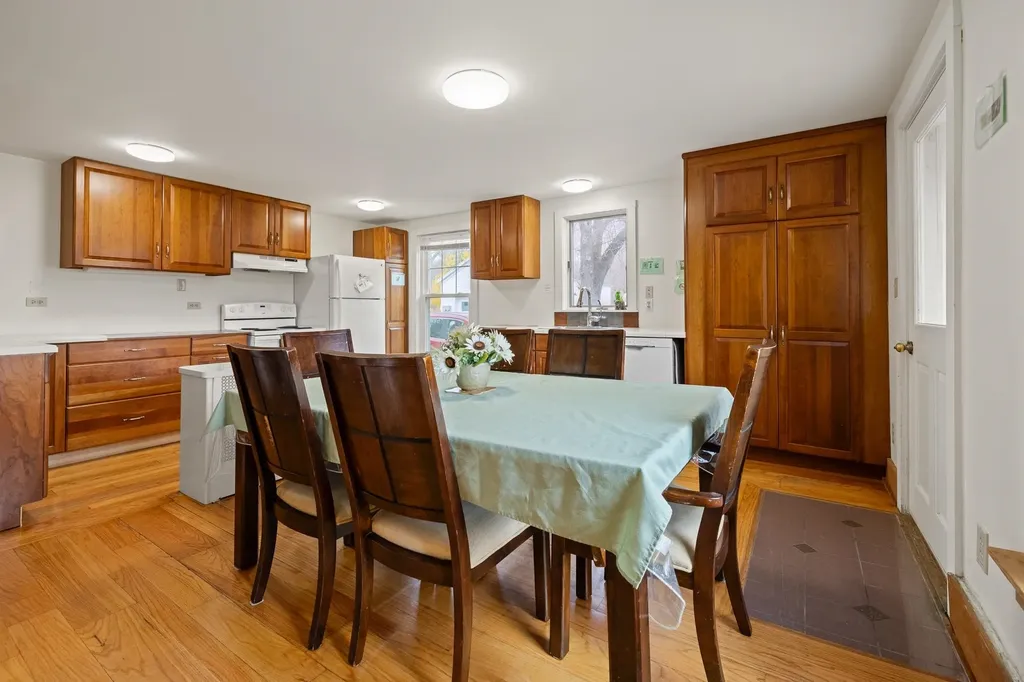 5406 - 5408 Main Street Manchester VT 05255