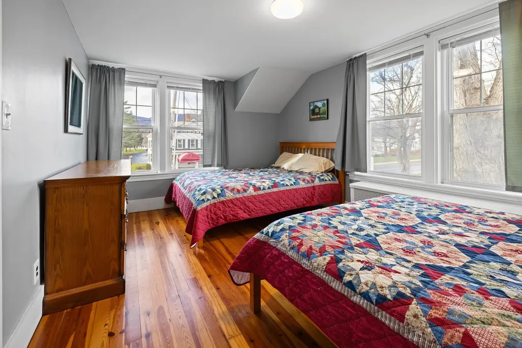 5406 - 5408 Main Street Manchester VT 05255