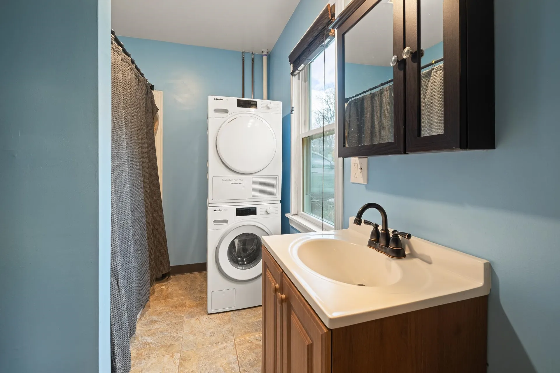 5406 - 5408 Main Street Manchester VT 05255