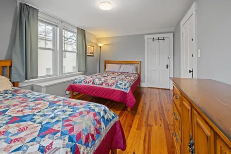 5406 - 5408 Main Street Manchester VT 05255