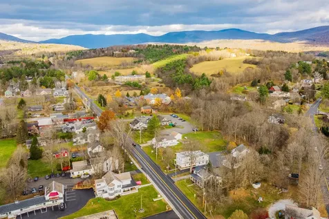 5406 - 5408 Main Street Manchester VT 05255