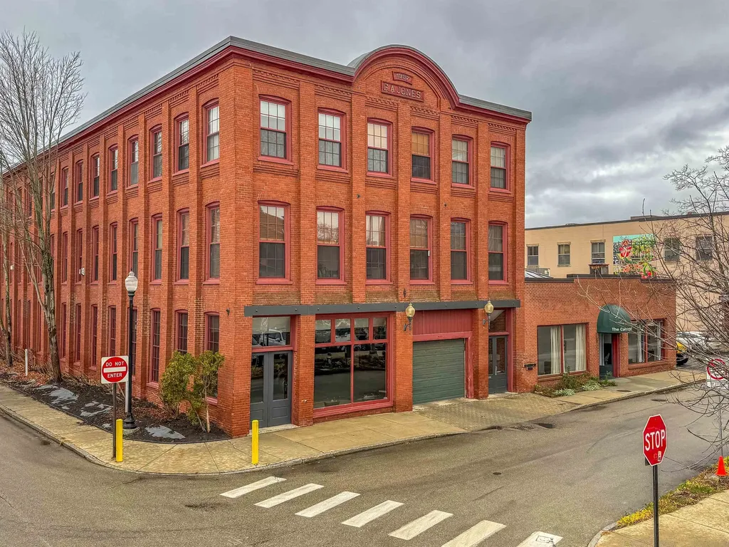 37 Church Street Keene NH 03431