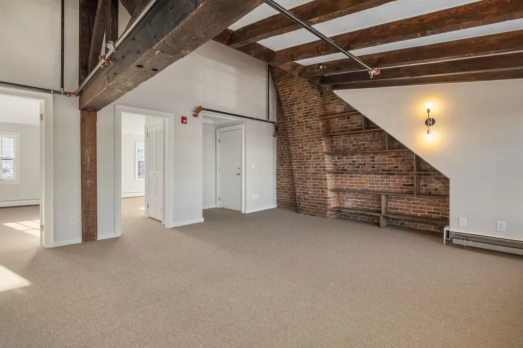 205 Market Street Portsmouth NH 03801