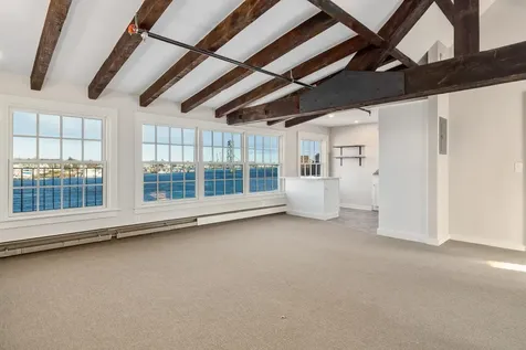 205 Market Street Portsmouth NH 03801