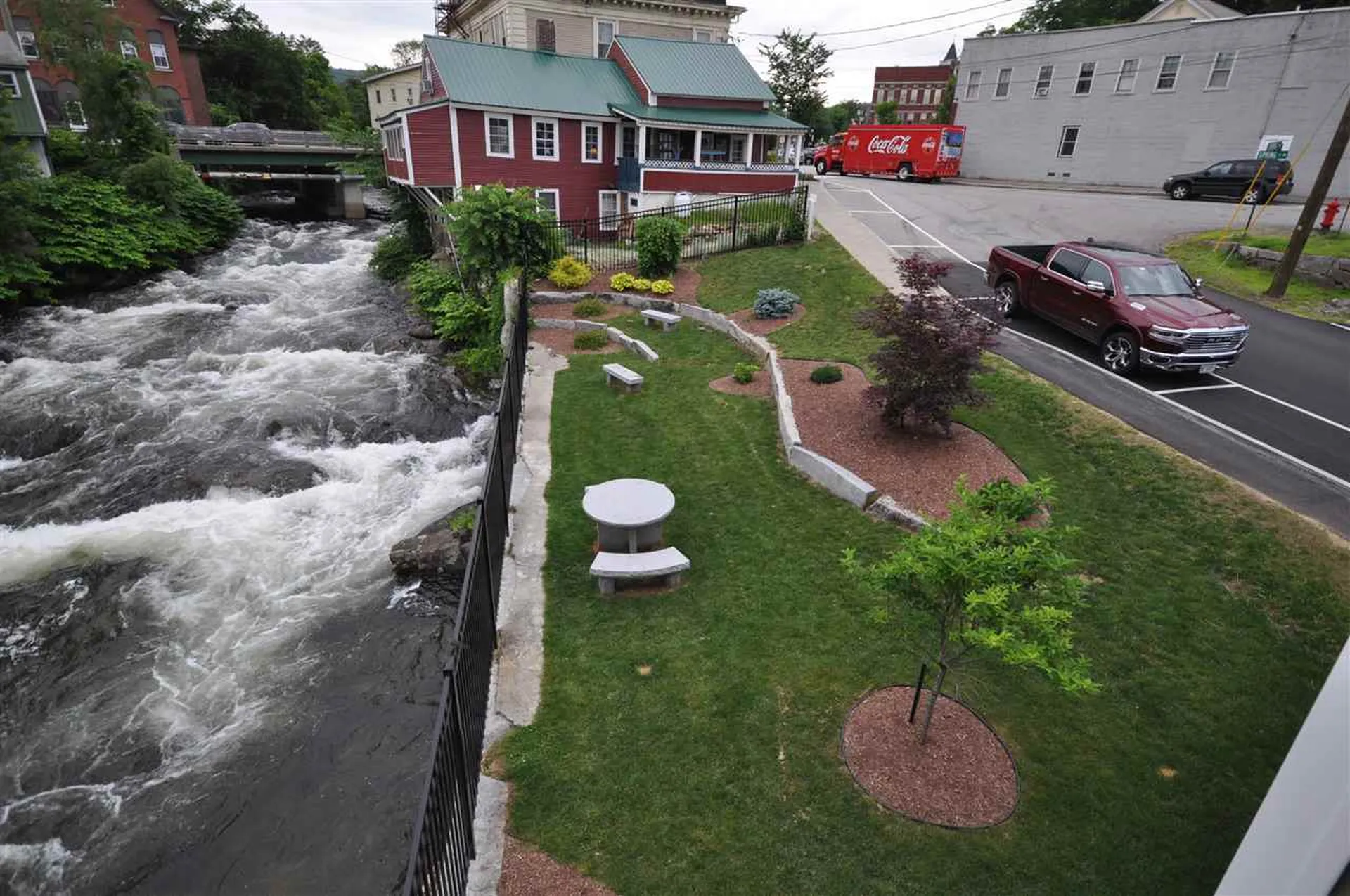 16 Central Street Bristol NH 03222