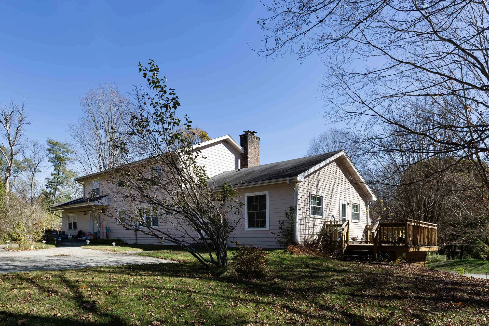 14/16 Summarsell Drive Hartland VT 05048