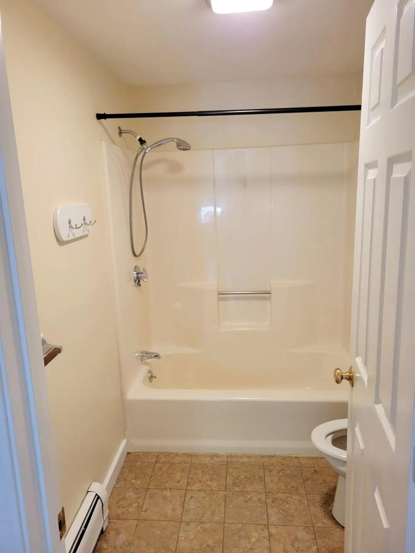 14/16 Summarsell Drive Hartland VT 05048