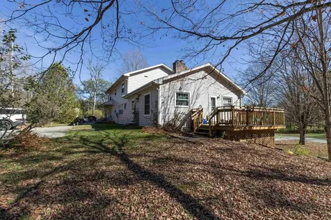 14/16 Summarsell Drive Hartland VT 05048