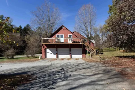 14/16 Summarsell Drive Hartland VT 05048