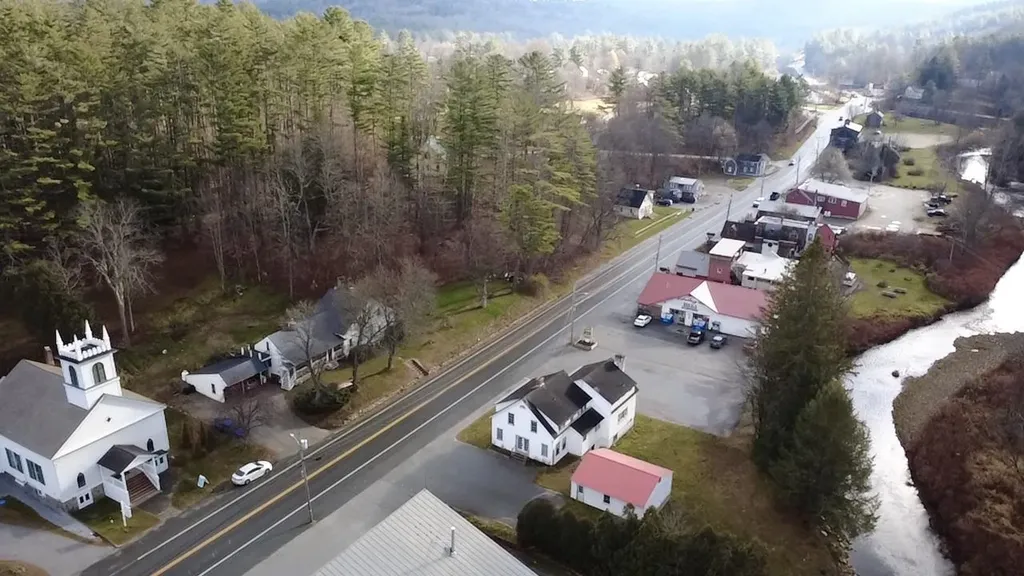 2072 North Main Street Londonderry VT 05148