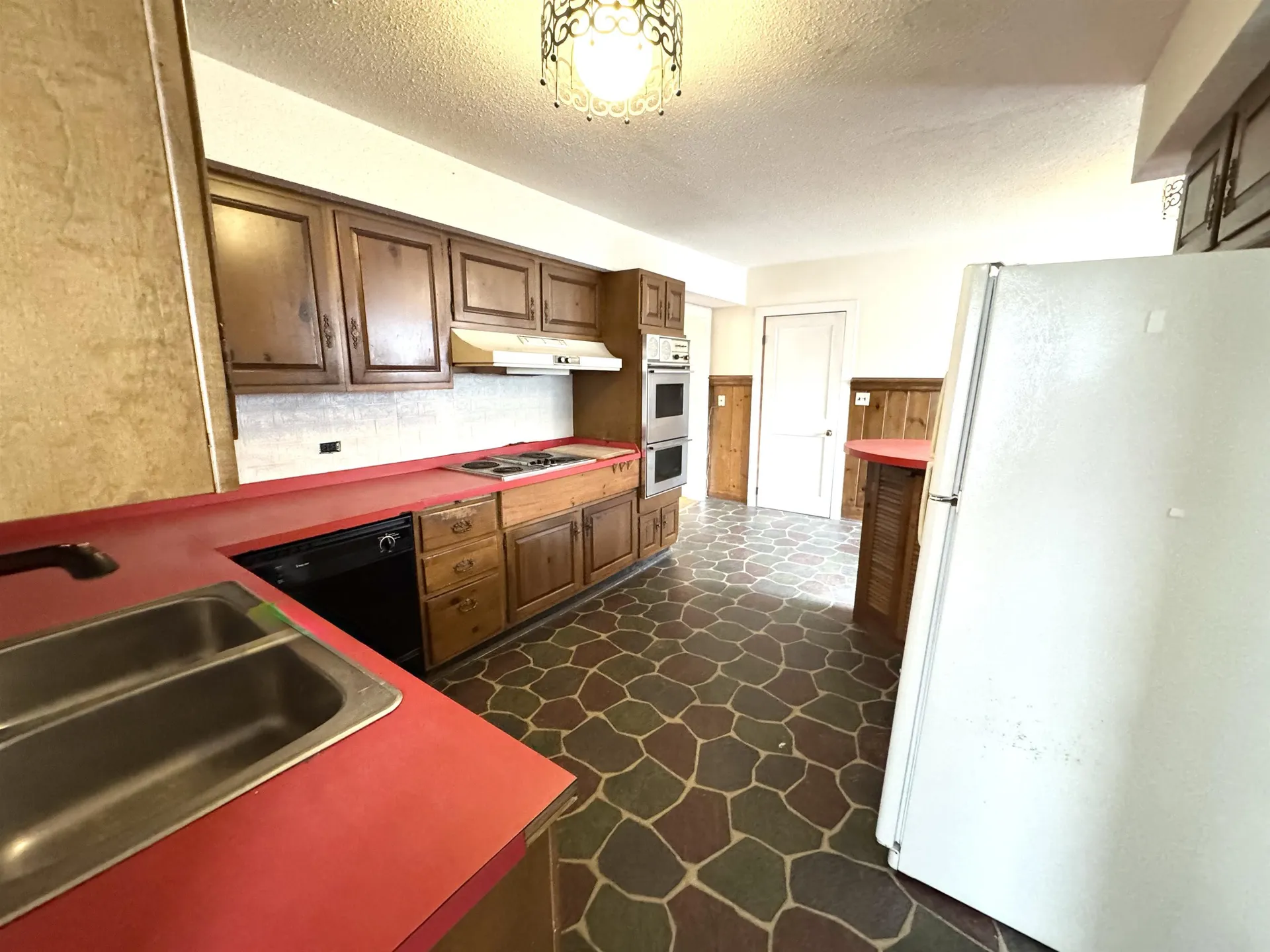 2072 North Main Street Londonderry VT 05148