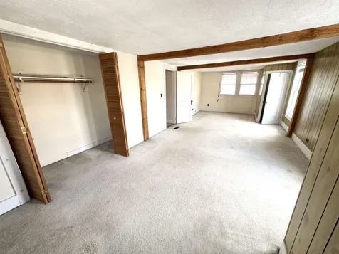 2072 North Main Street Londonderry VT 05148