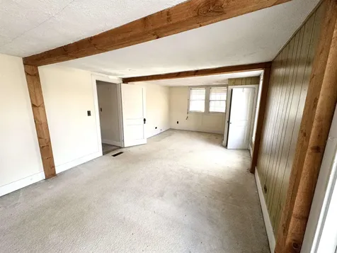 2072 North Main Street Londonderry VT 05148