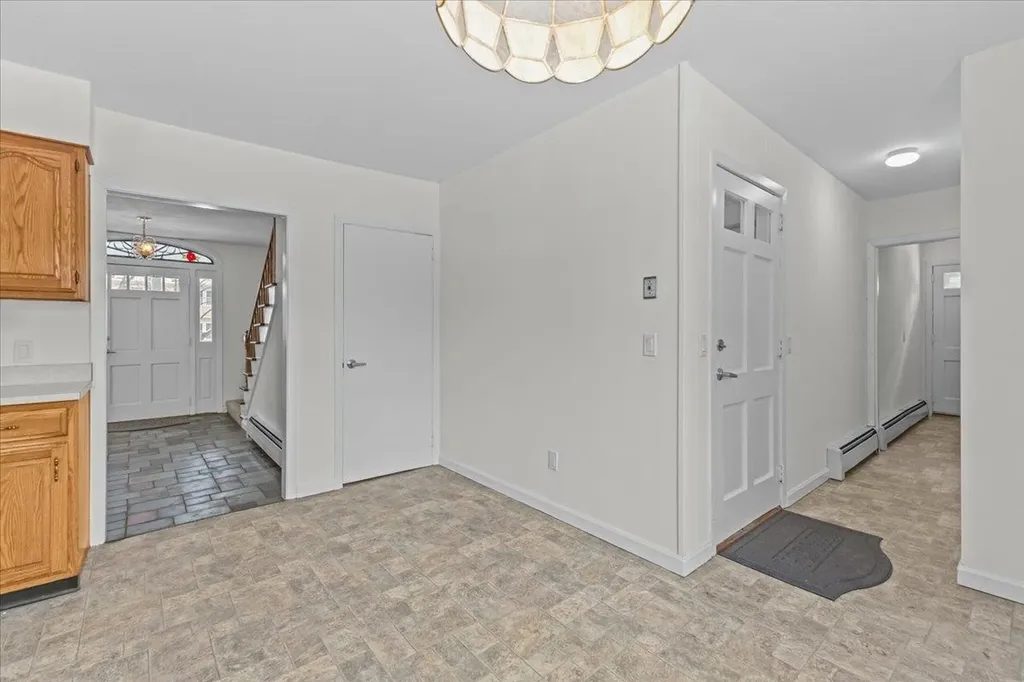 23 Birchwood Lane Burlington VT 05408