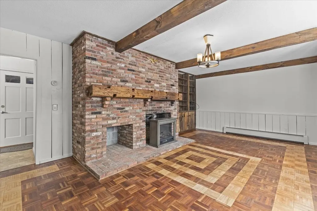 23 Birchwood Lane Burlington VT 05408